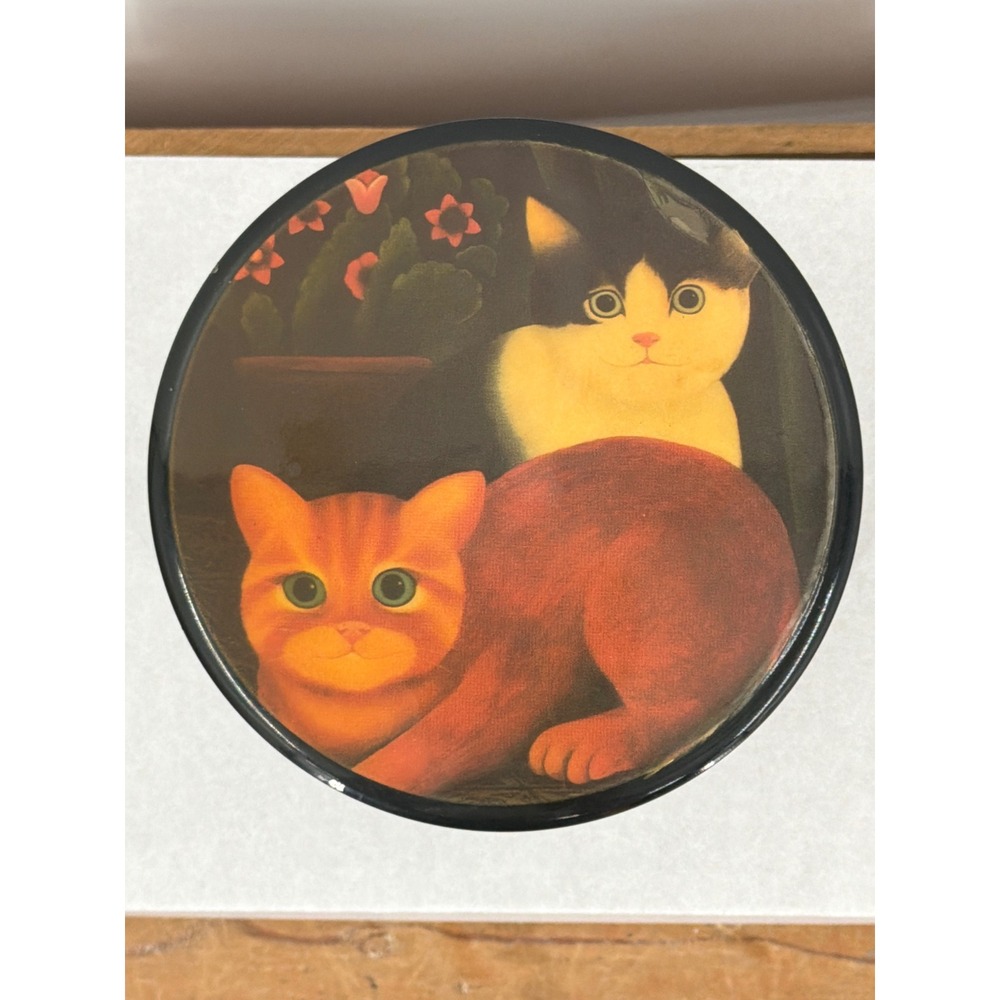 Vintage‎ Cat Illustration Round Trinket Box Black Lacquer Blue Velvet Lining